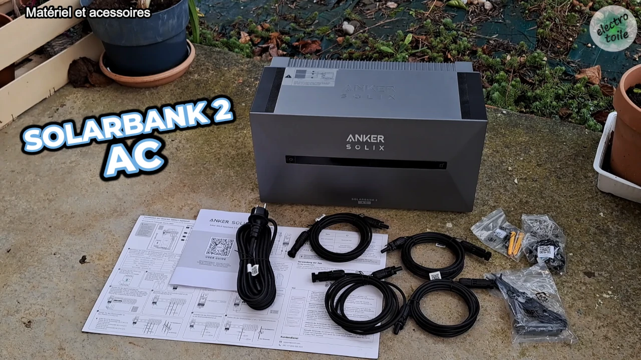 Les accessoires contenus dans le carton de la Solarbank 2 AC