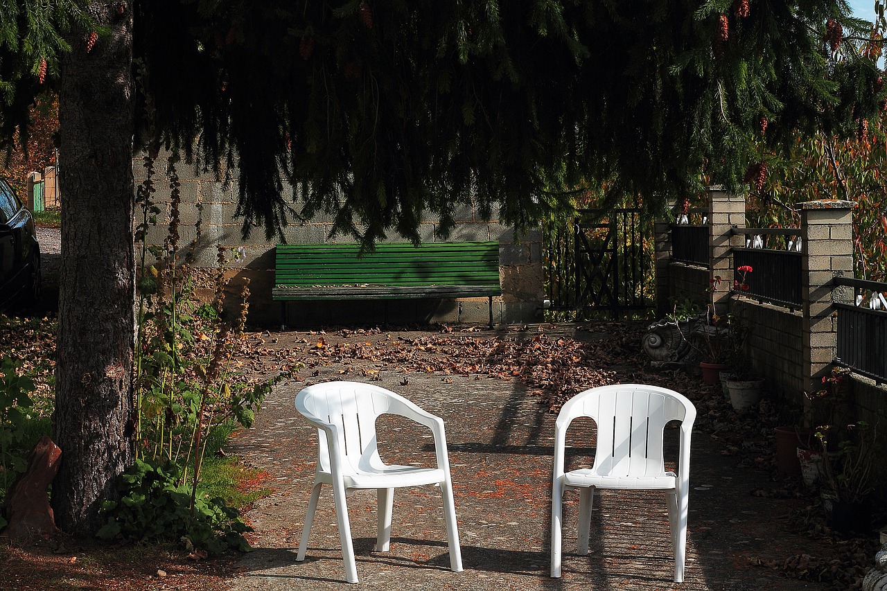 chaise de jardin en plastique